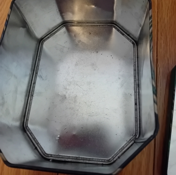 Pokemon Y2K Trading Card Game TCG Empty Tin Anime Japan Chesnaught - Picture 8 of 9